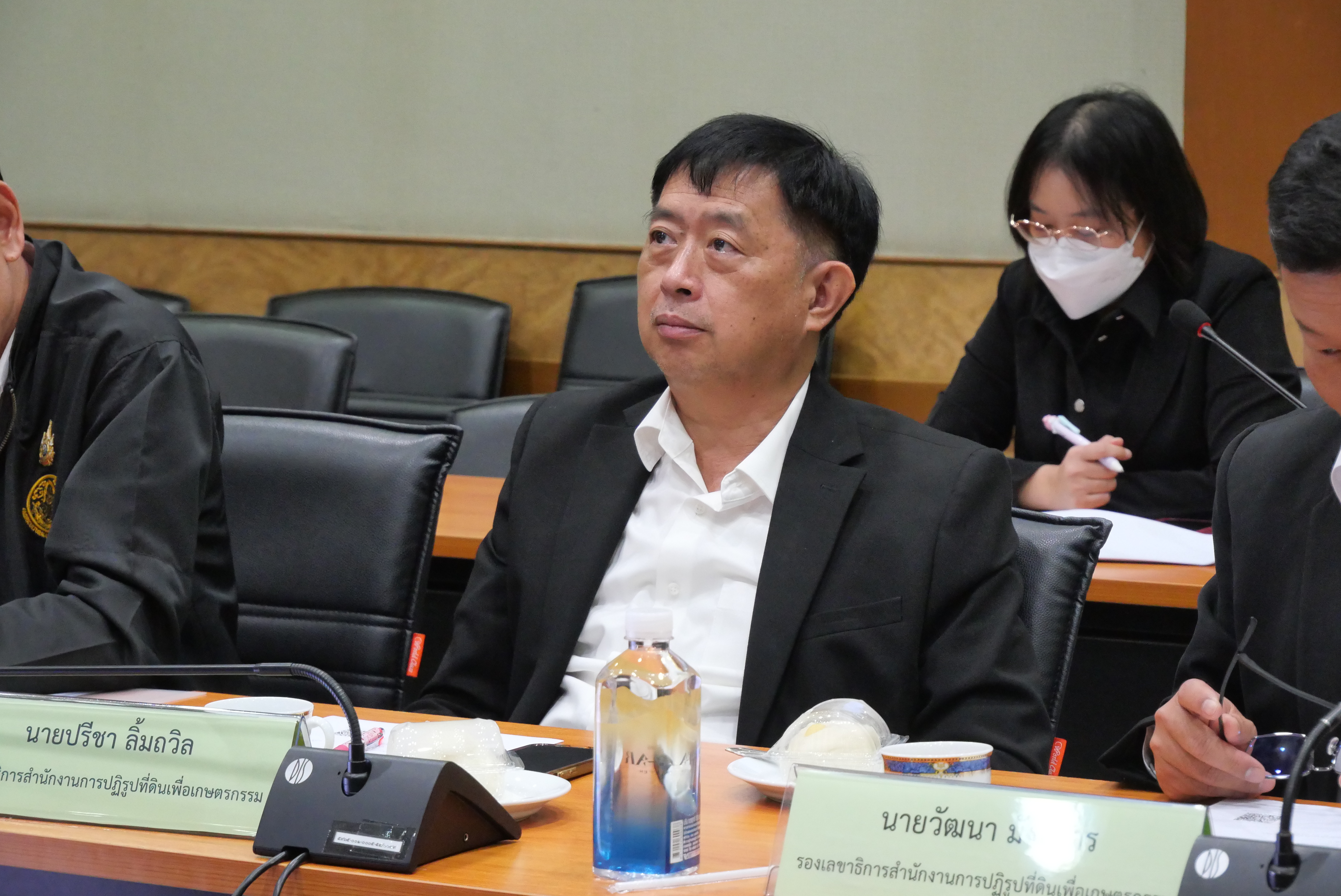 title - ส.ป.ก. ประชุมติดตามผลการดำเนินงานและการใช้จ่ายงบประมาณ ประจำปีงบประมาณ 2569 ของภาคกลาง